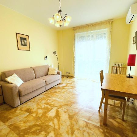 Accomodo Mib27 Bivano Centrale Villa Milaan Buitenkant foto