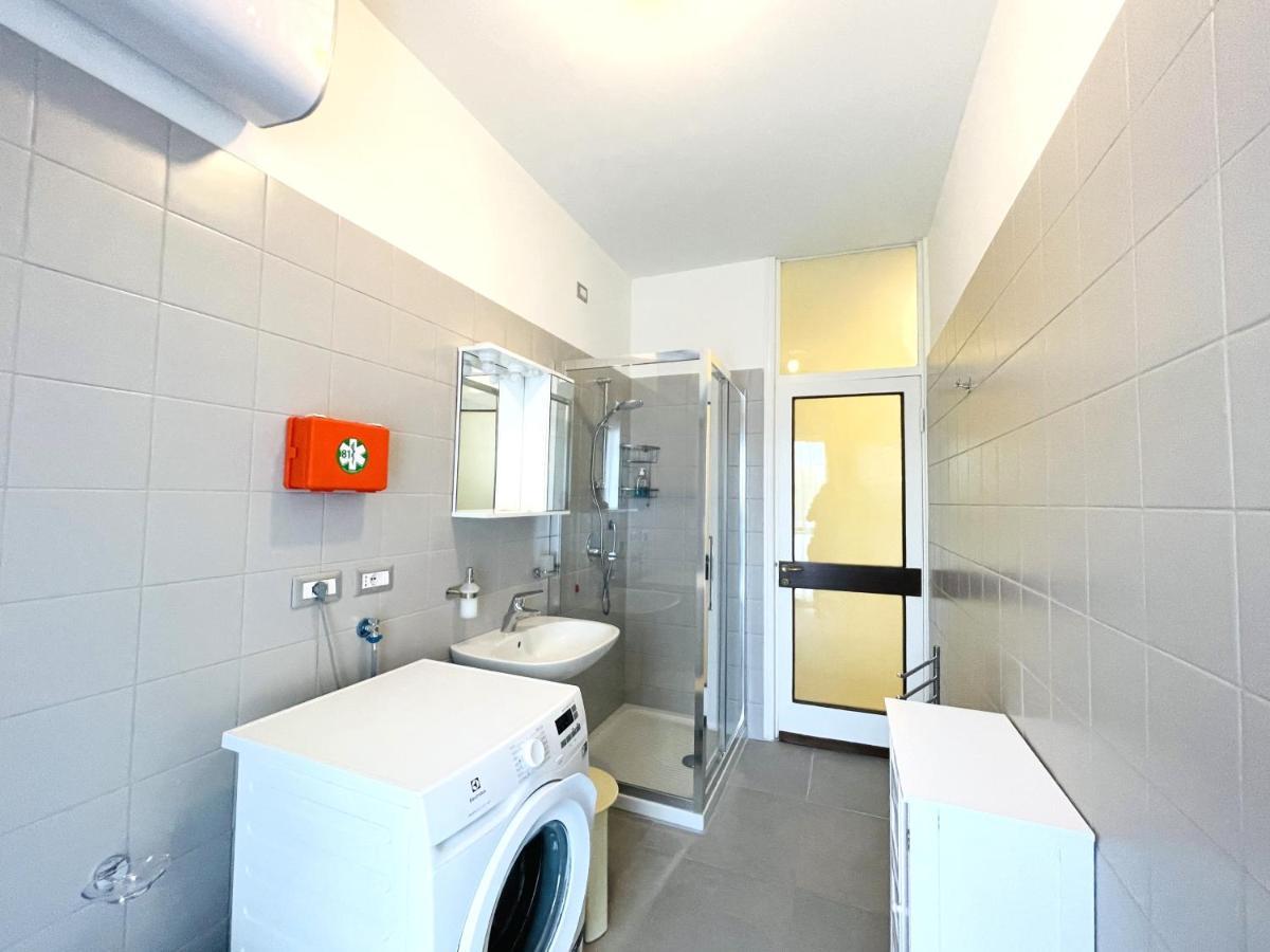 Accomodo Mib27 Bivano Centrale Villa Milaan Buitenkant foto